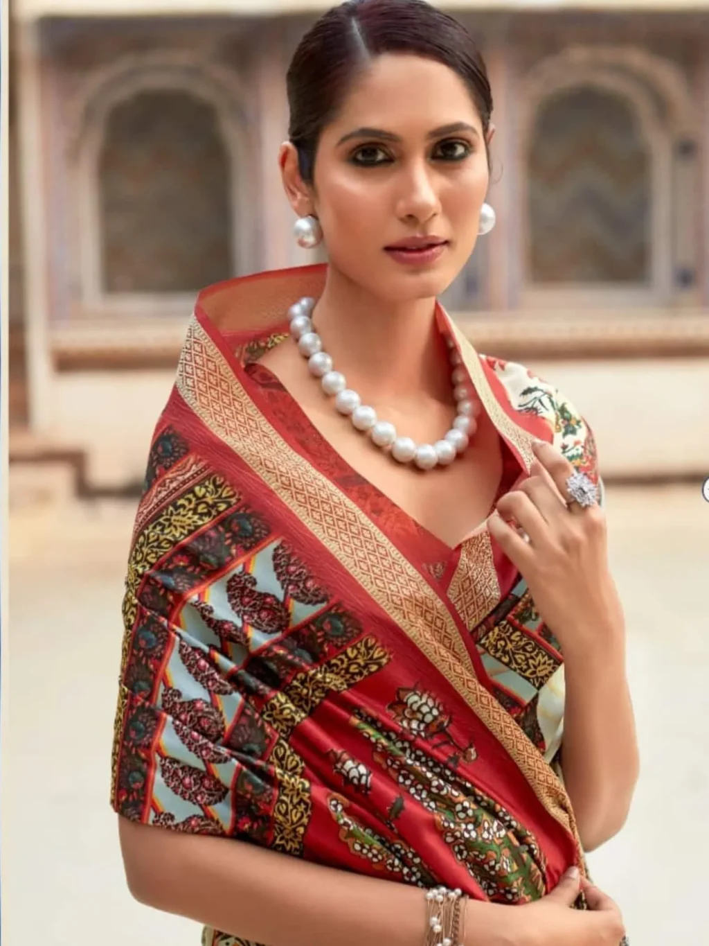 Reddish Multicolor Dola Handloom Silk Saree - Image 3