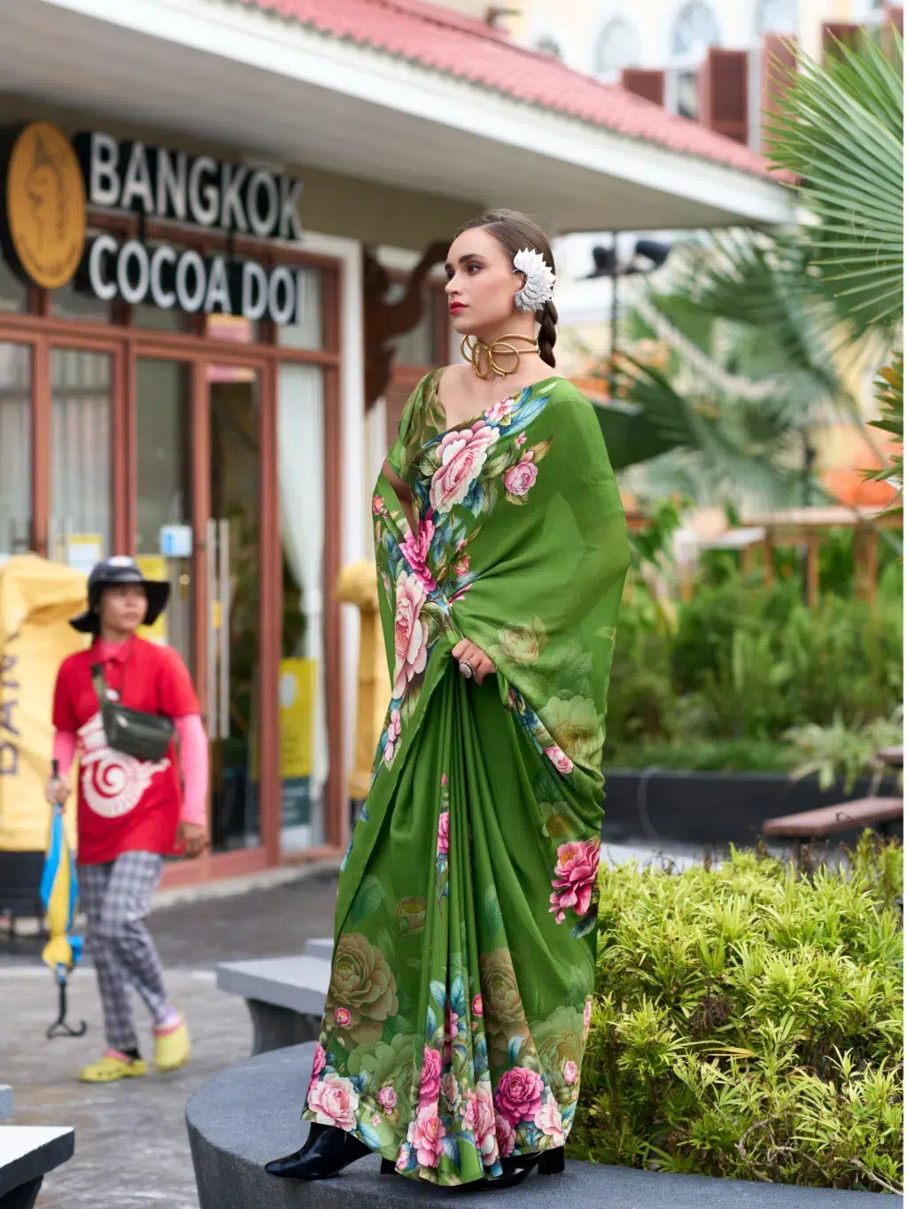 Green Printed Georgette Saree - Image 3