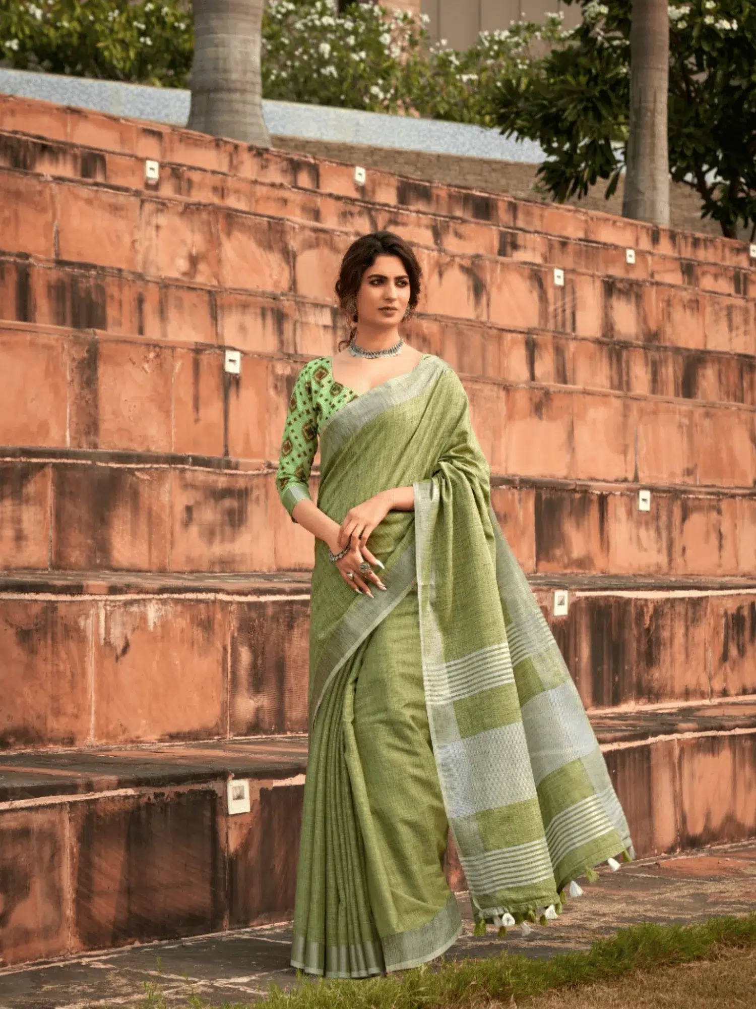 Green Soft Linen Saree