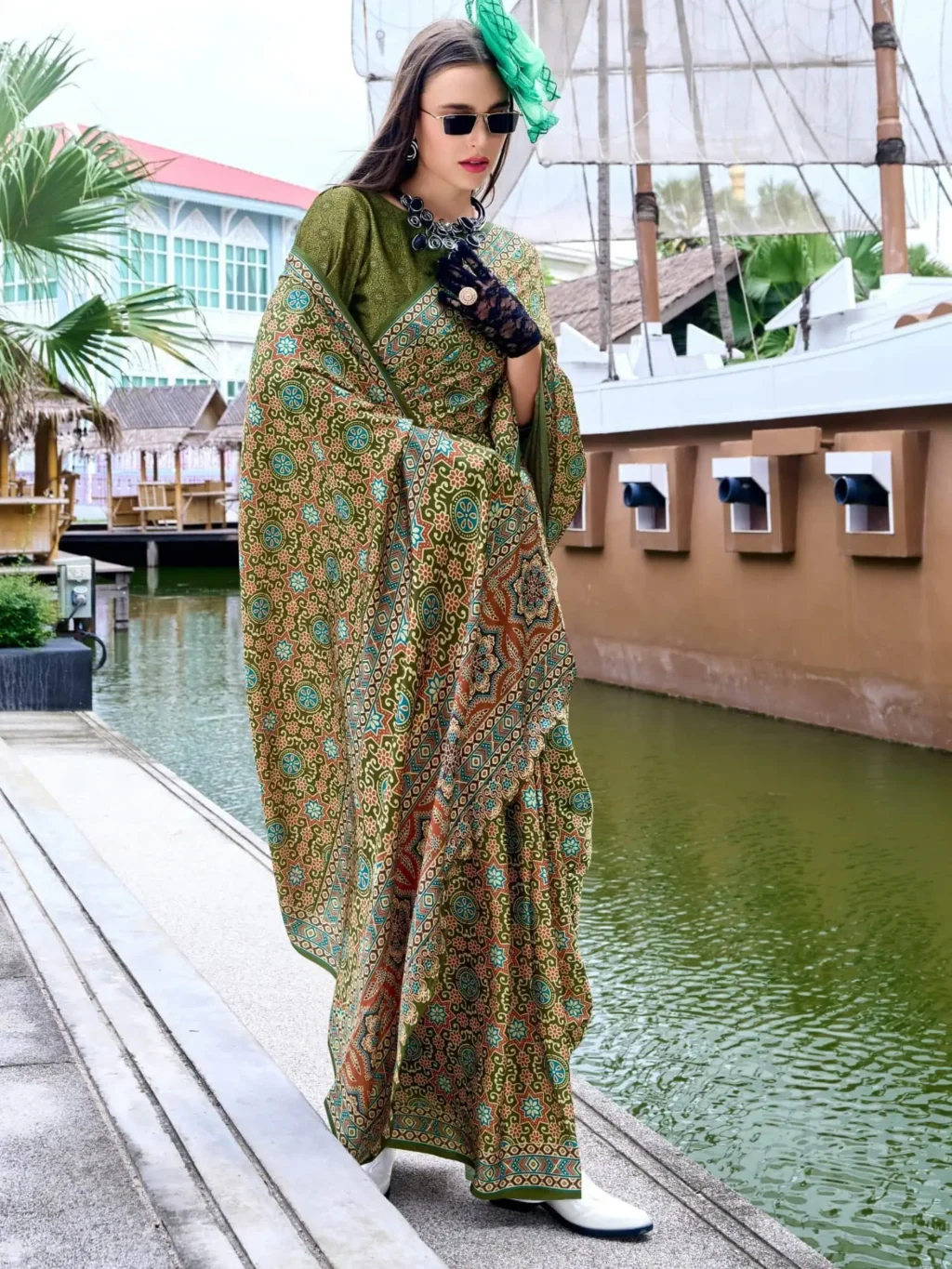 Green Green Sattin Saree for Women - Designer Traditional Saree