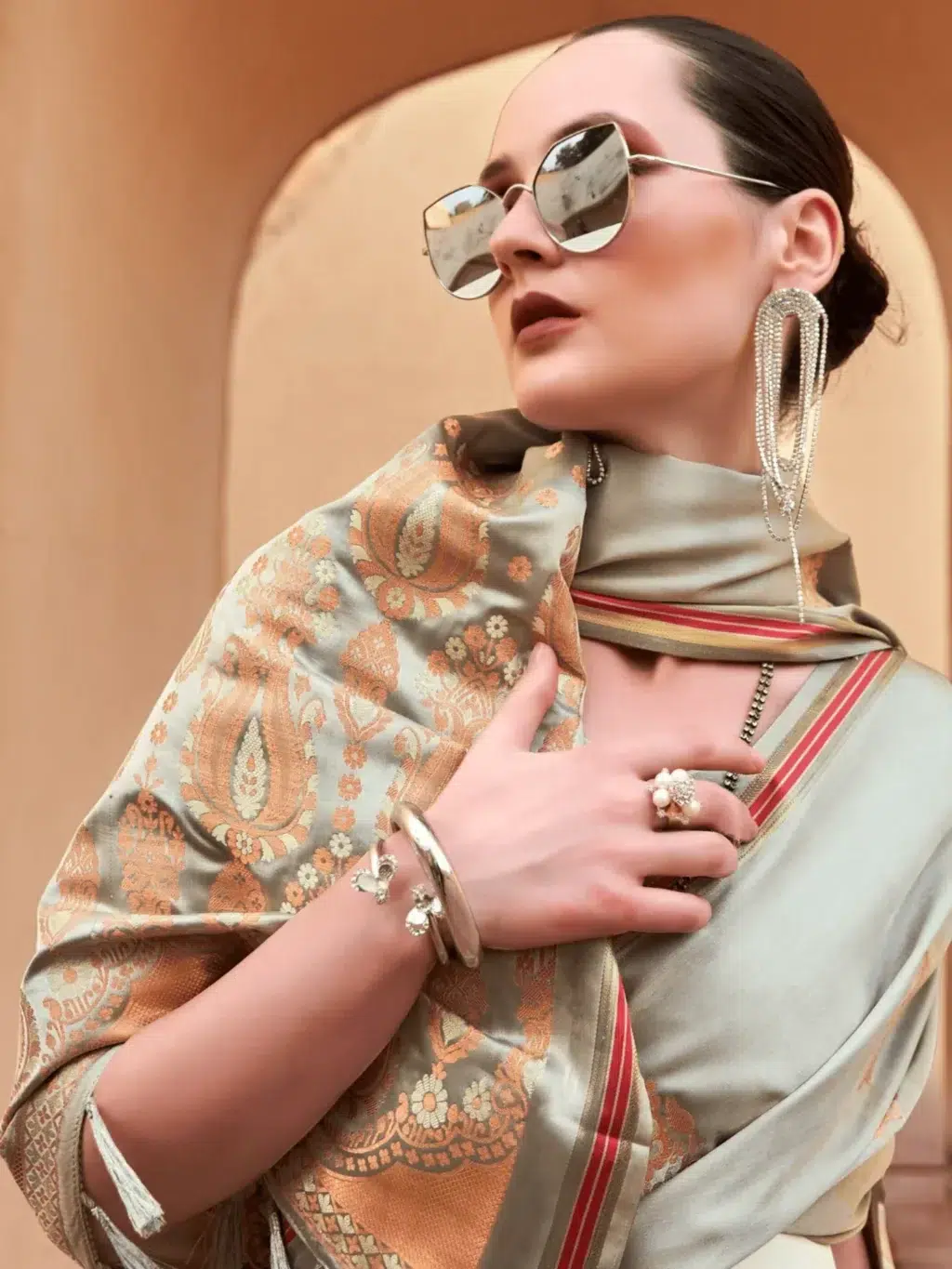 Grey Pure Sattin Saree - Image 3
