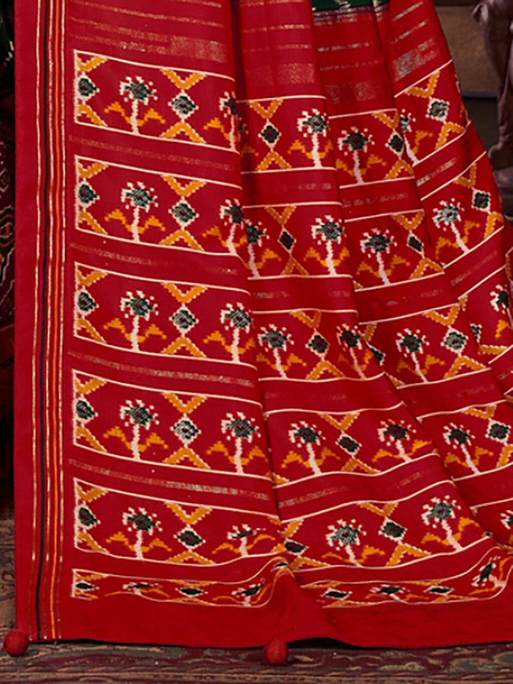 Green Sarees available for online shopping