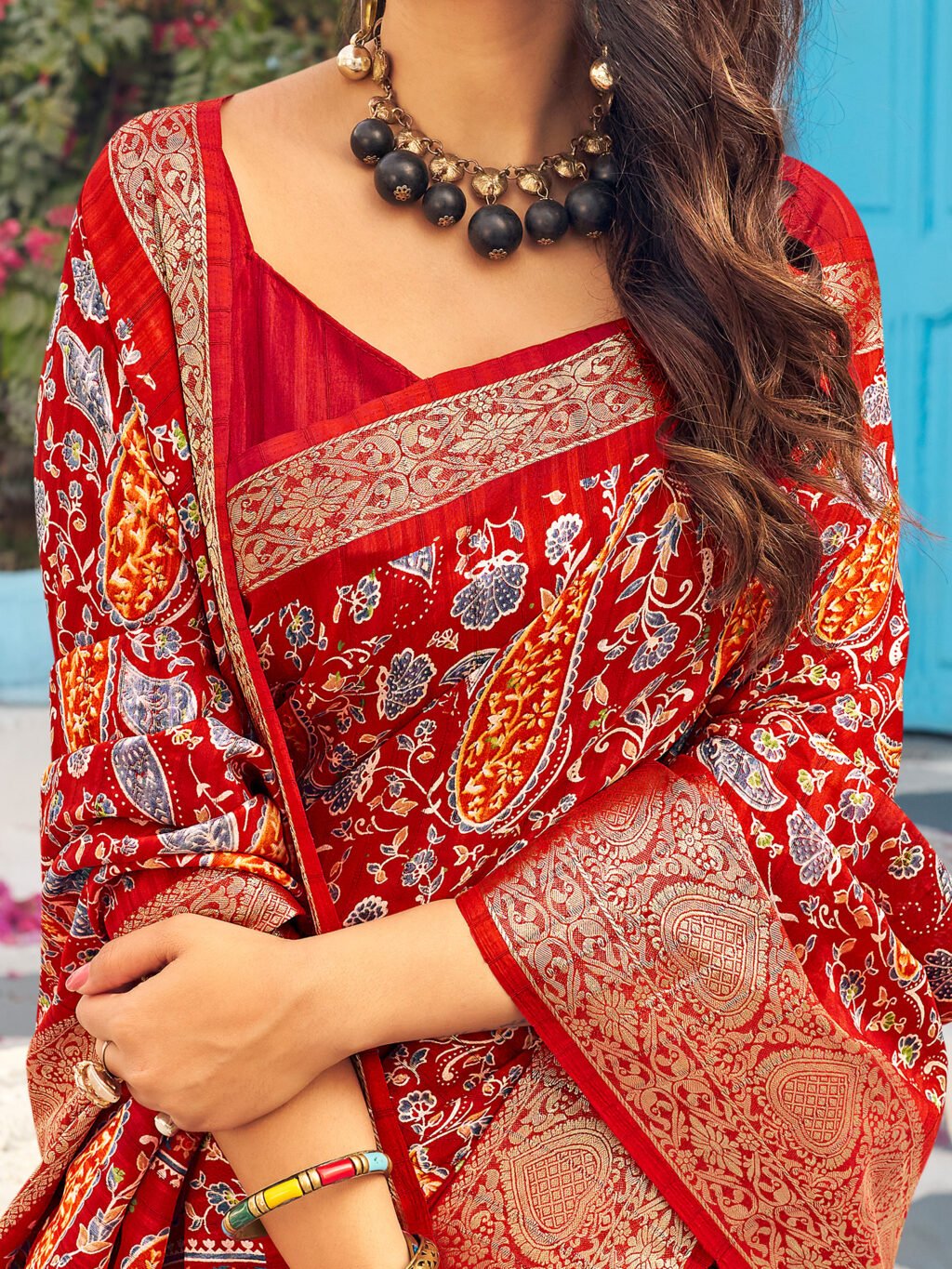Red Sarees available for online shopping