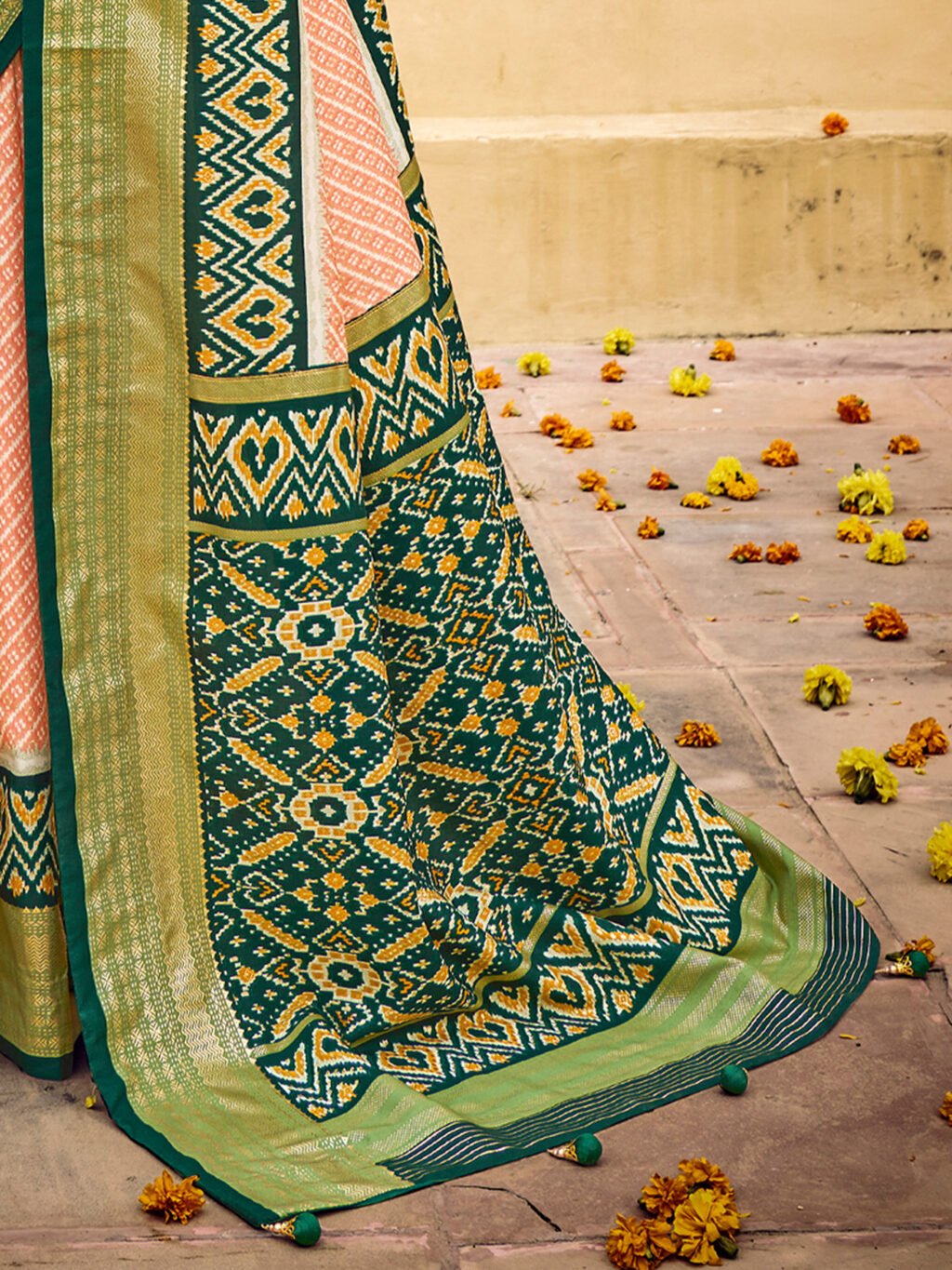 Pink Sarees available for online shopping