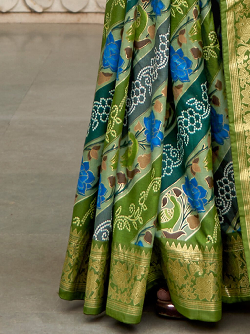 Green Sarees available for online shopping