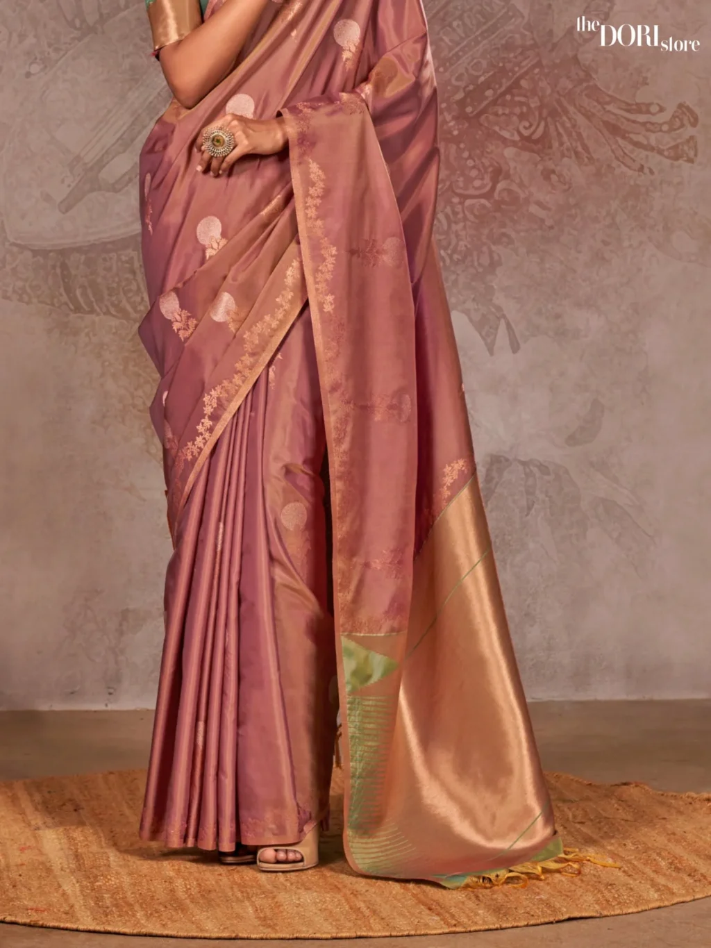 Mauve Pink Dual Tone Banarasi Handloom Silk Saree - Image 3