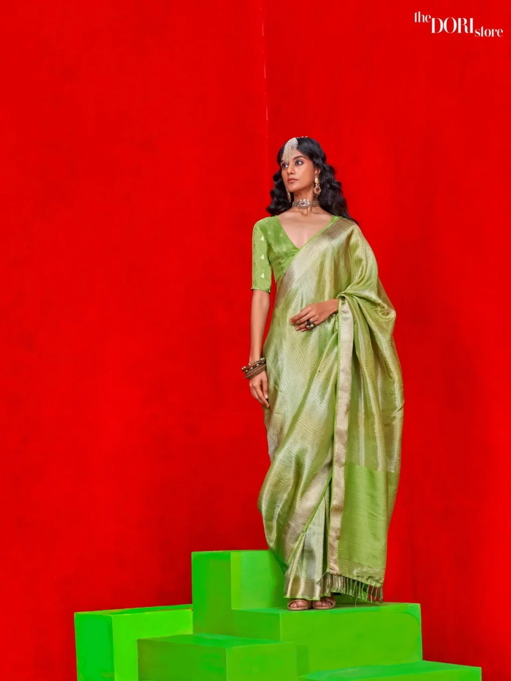 Delight Green Woven Banarasi Viscose Zari Silk Saree - Image 3
