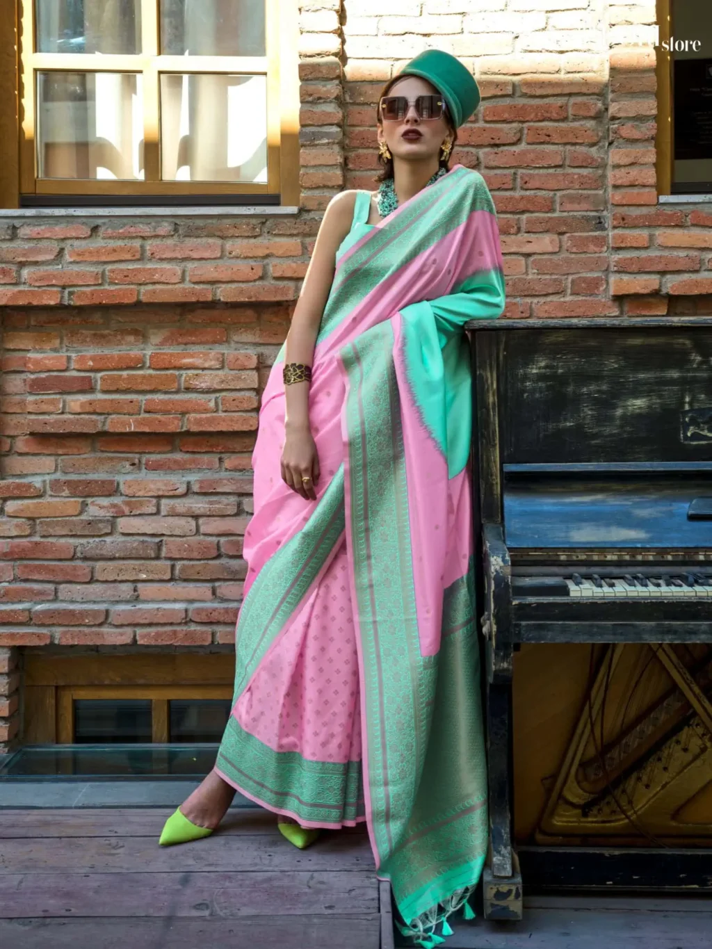 Sea Green and Pink Soft Weaving Silk Saree - party wear saree