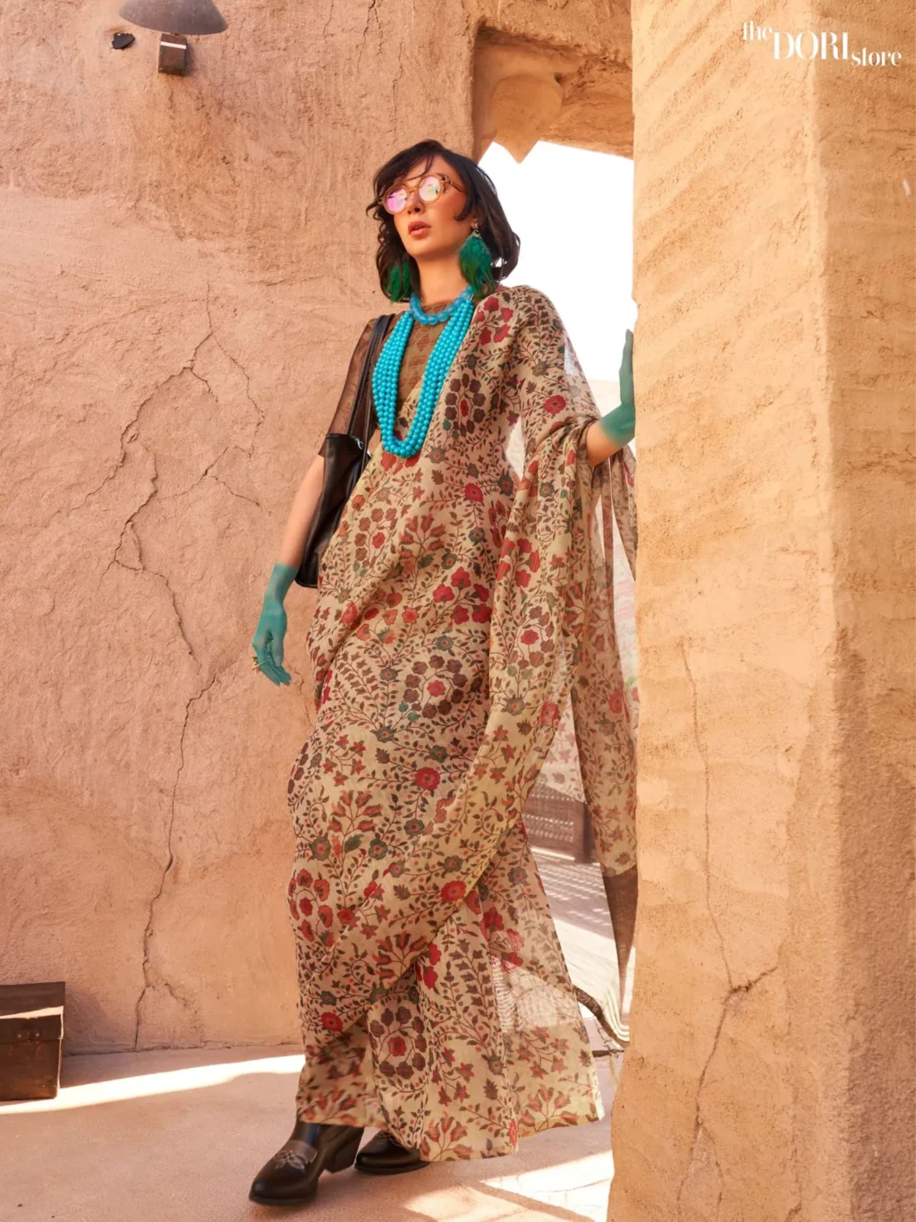 Beige Cream Printed Zari Tissue Woven Silk Saree - Image 3