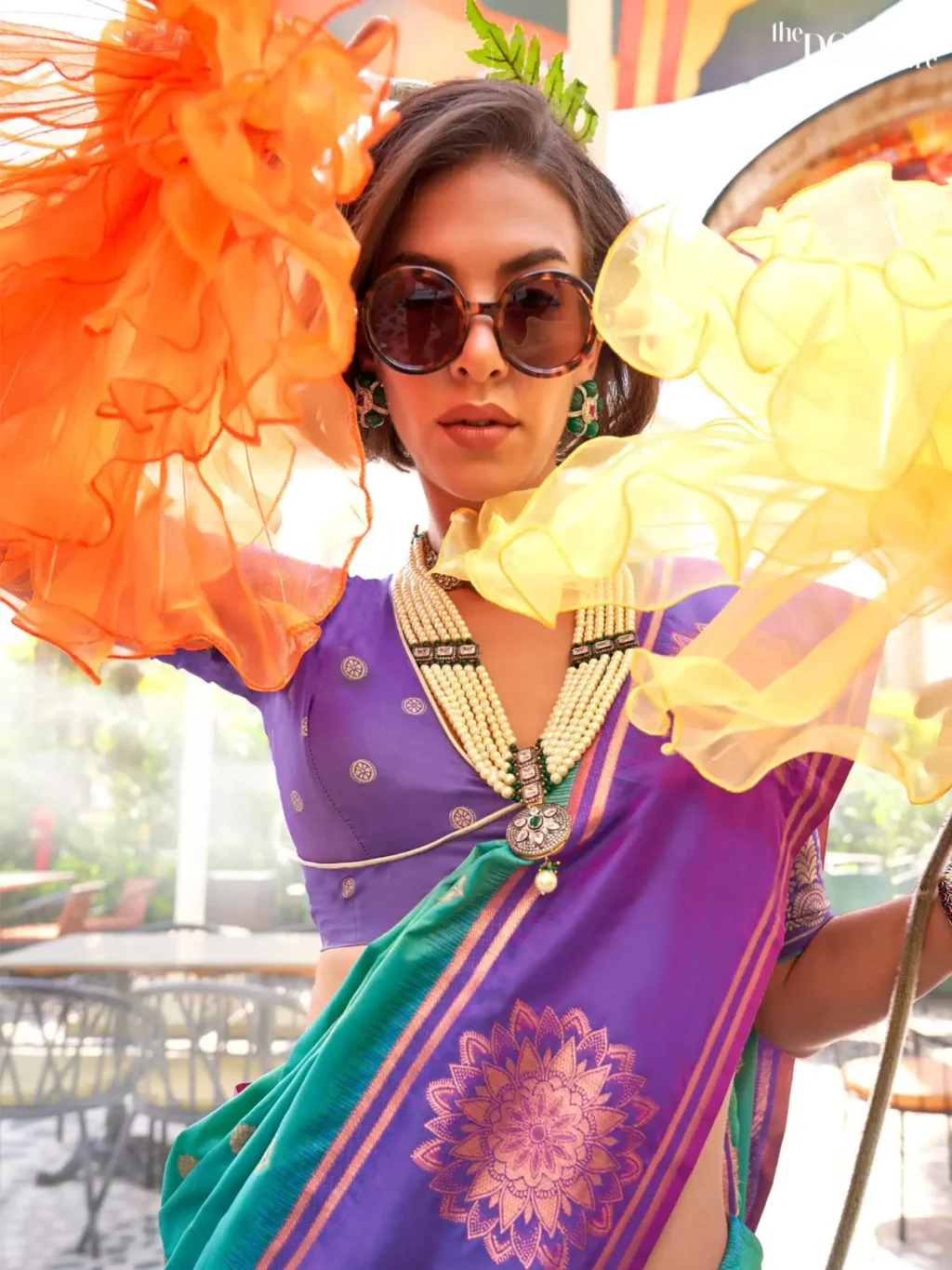 Purple and Green Dual Tone Banarasi Silk Saree - Image 2