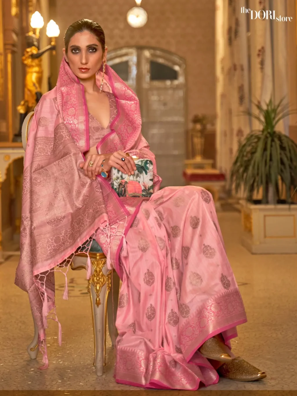 Baby Pink Floral Banarasi Handloom Woven Silk Saree - Image 2