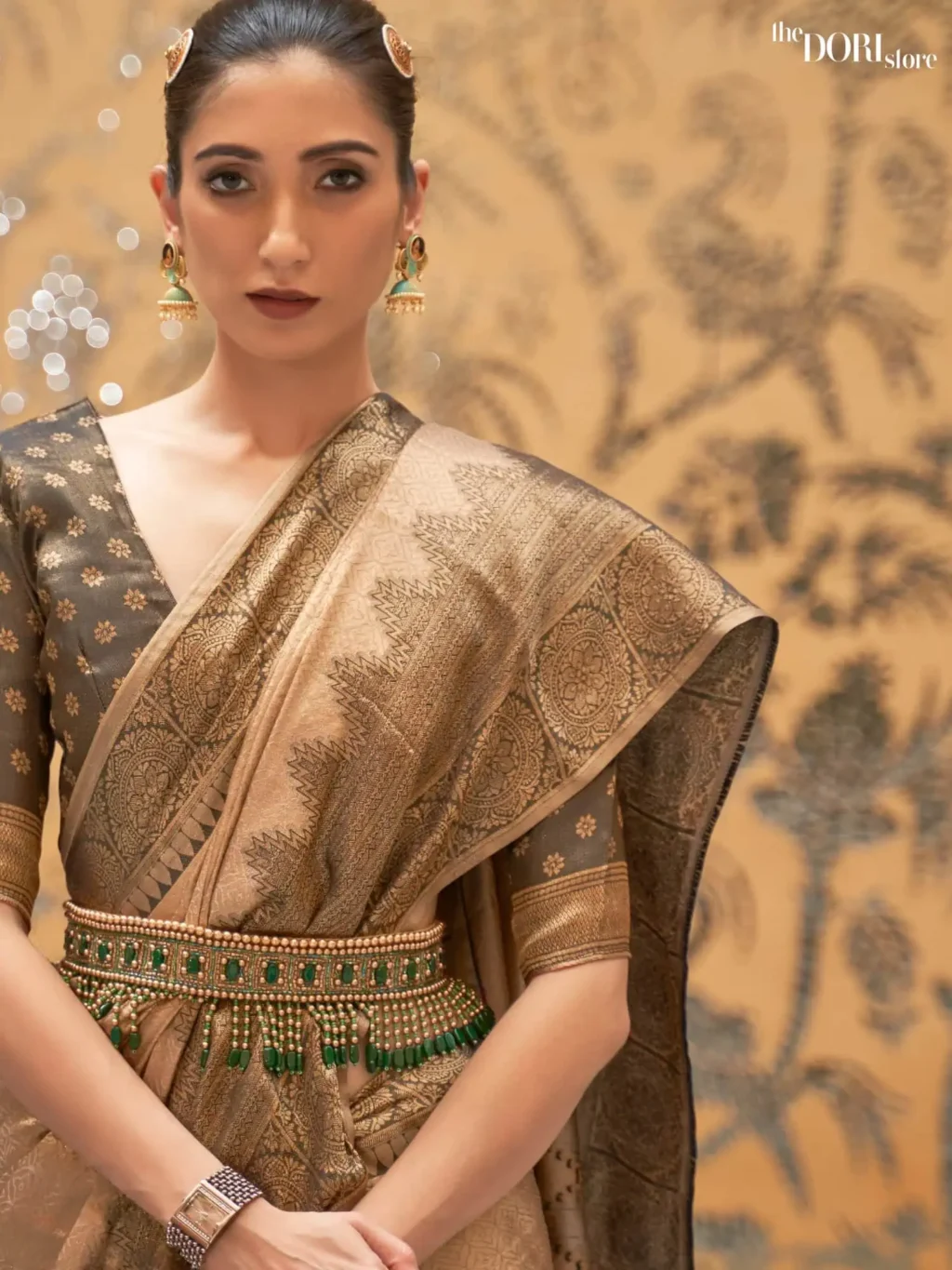 Golden Luxe Kanjeevaram Designer Silk Saree - Image 2