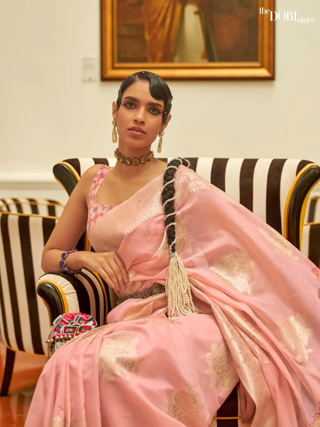 Baby Pink  Handloom Woven Silk Saree with Kashmiri Pallu - Image 2