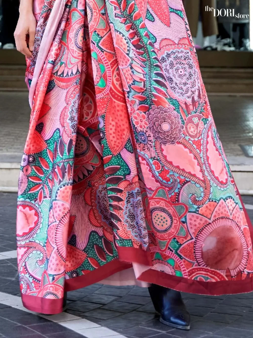 Pink and Multicolor Digital Print Satin Crepe Silk Saree - Image 3