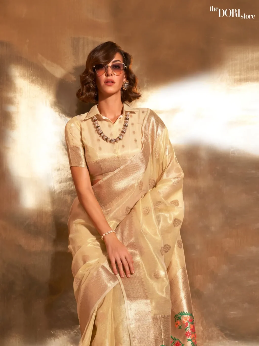 Korra Bright Golden Zari Banarasi Paithani Silk Saree - Image 3