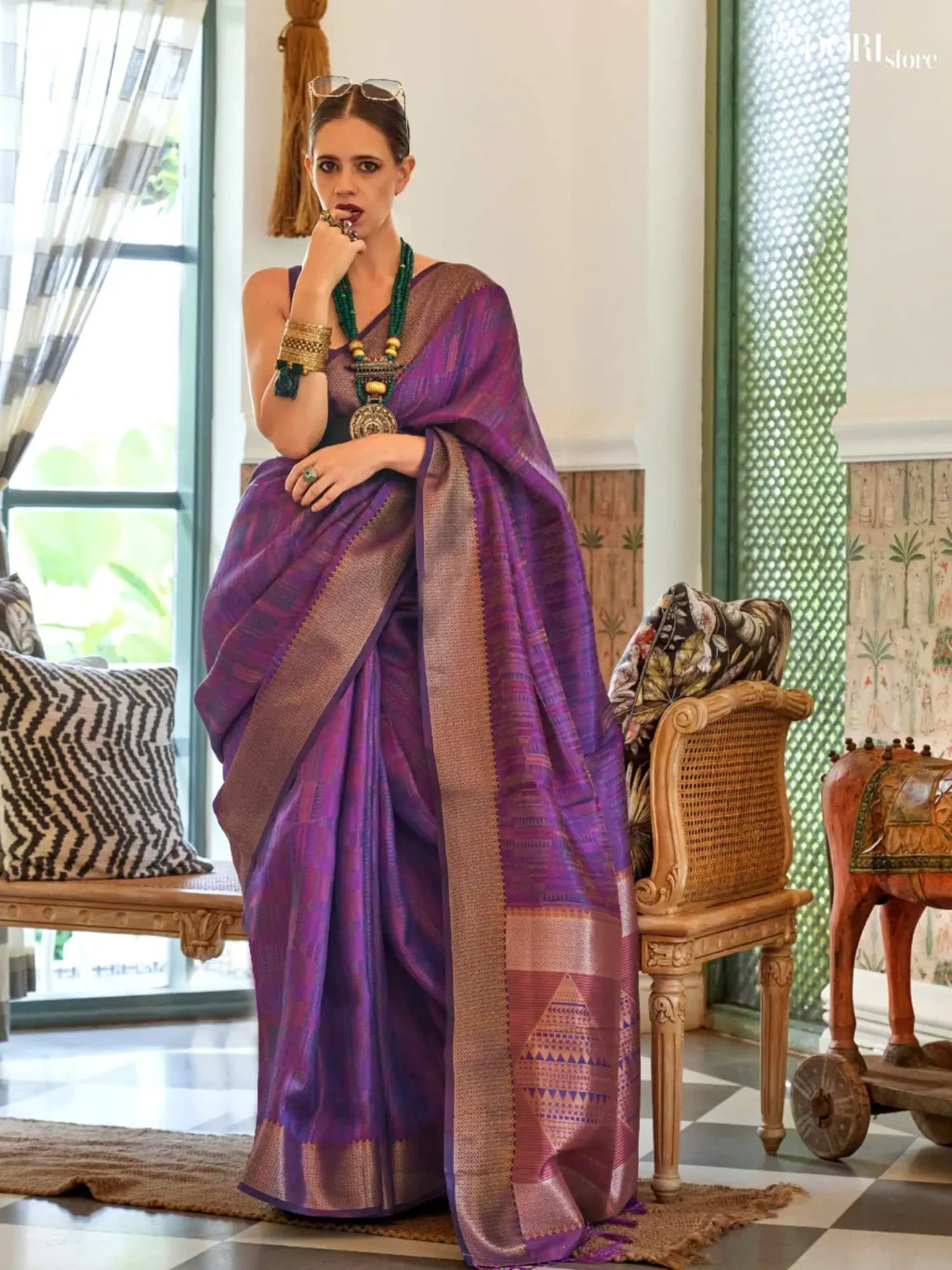 Queen Purple Dual Tone Handloom Organza Silk Saree - party wear saree