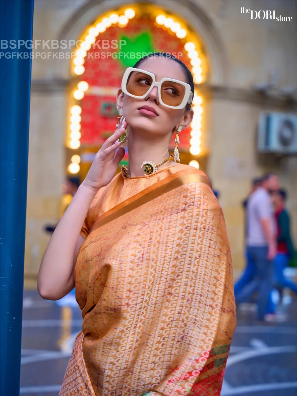 Fiery Orange Poly Viscose Printed Handloom Woven Saree - Image 3