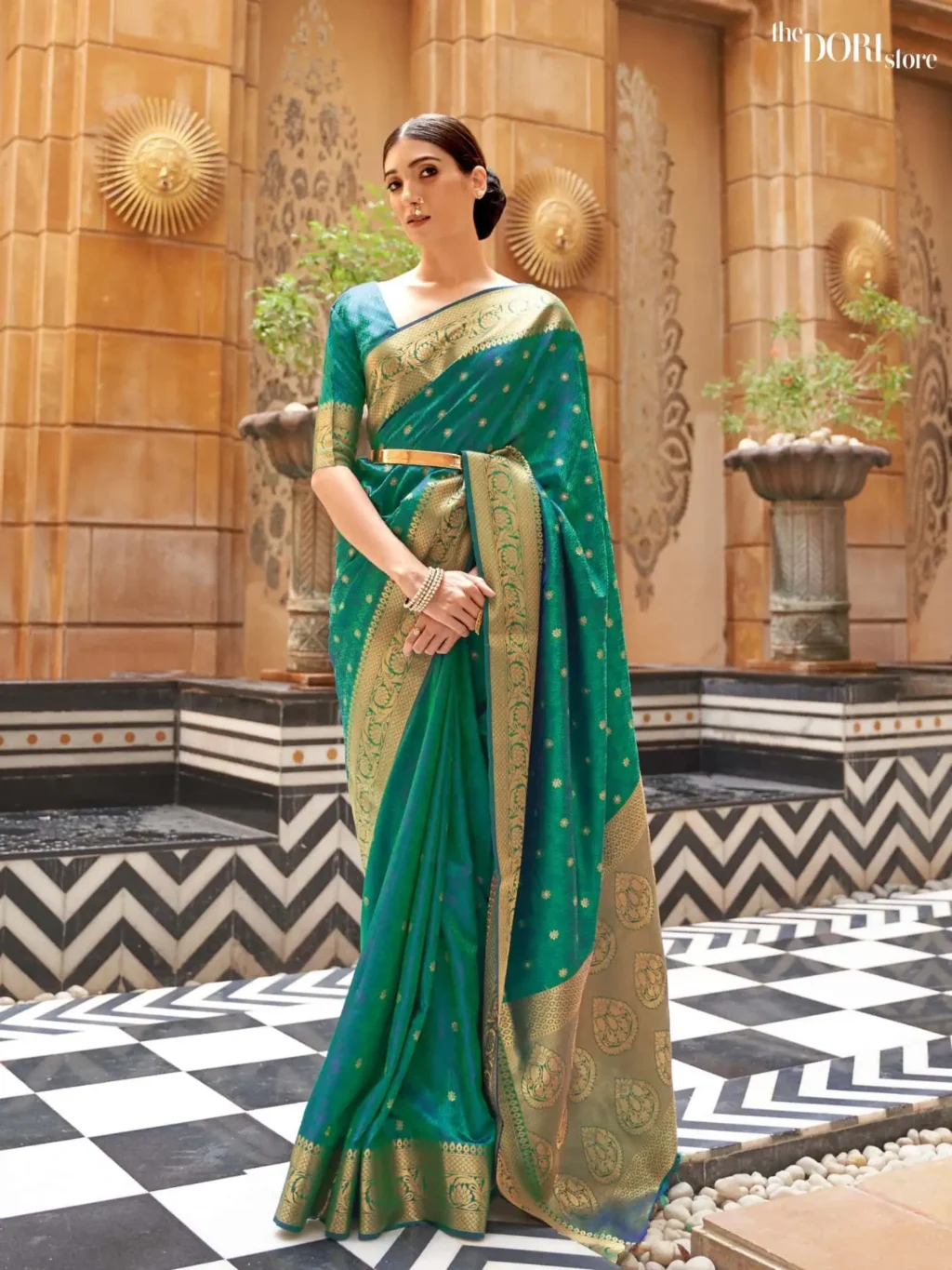 Majestic Peacock Green Kanjeevaram Silk Saree - party wear saree