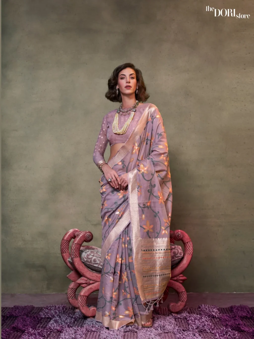 Bright Lavender Purple Woven Banarasi Jamdani Saree - party wear saree