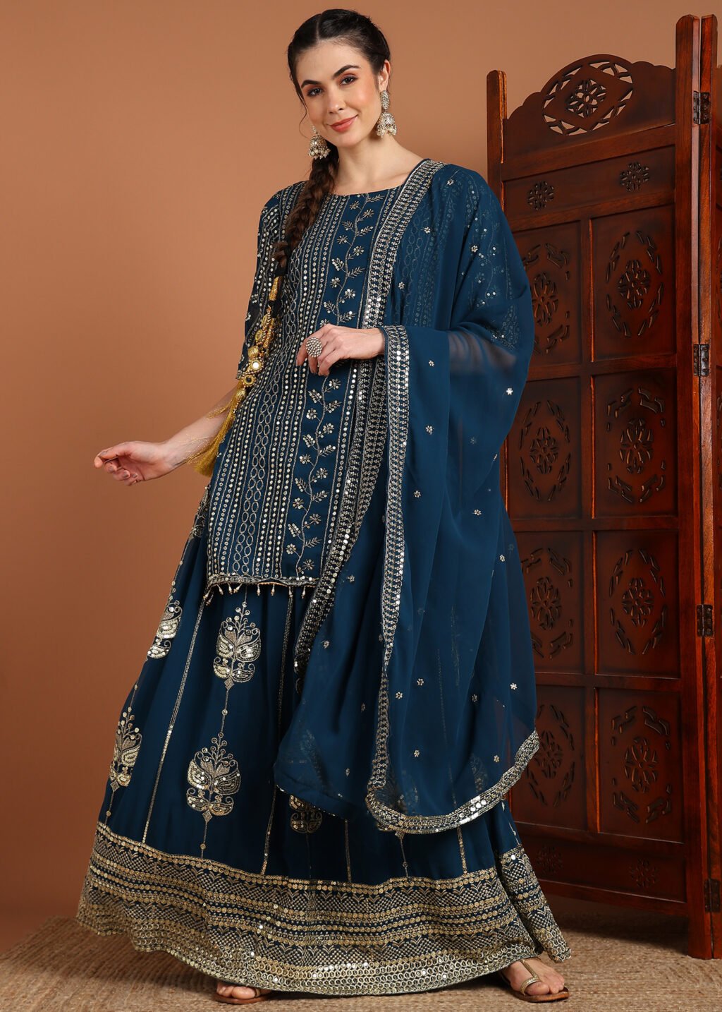 Partywear Salwar Suit in Chinon Silk and Georgette fabric