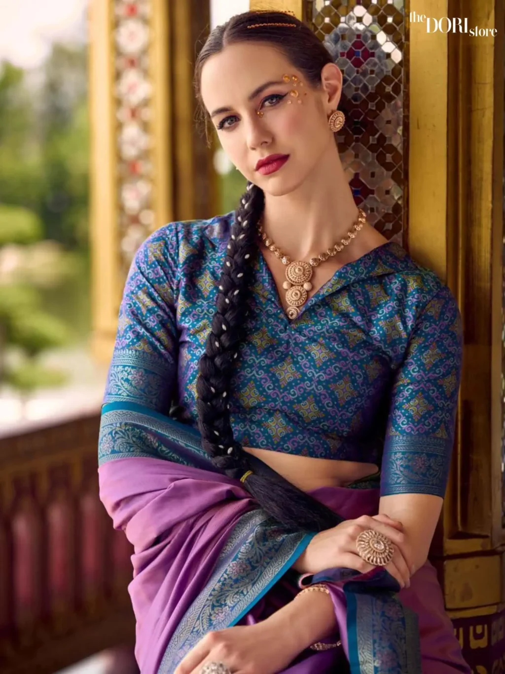 Bluish Lavender Purple Designer Soft Silk Woven Saree - Image 3