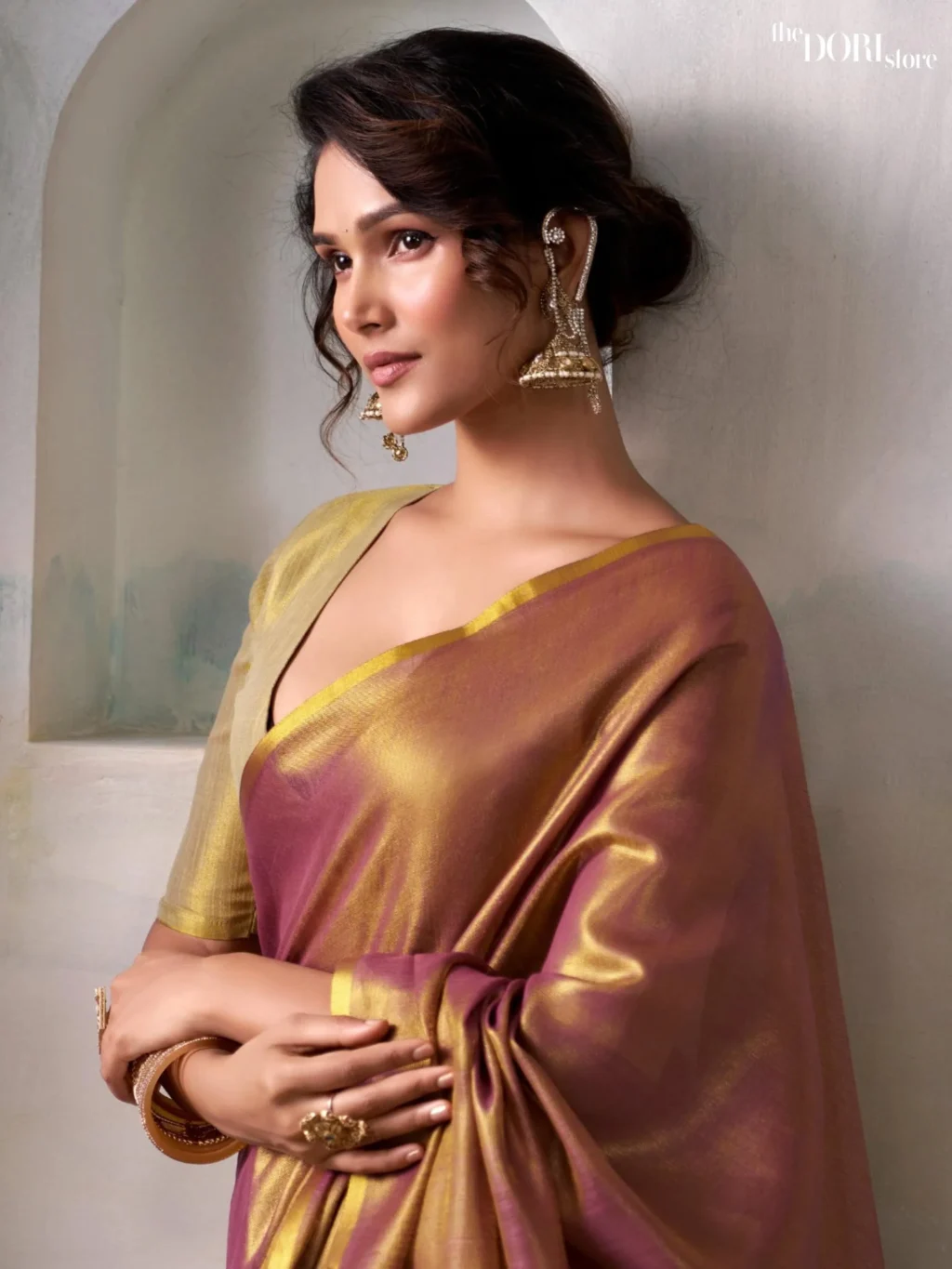 Rosegold Pure Handloom Tissue Silk Saree - Image 3
