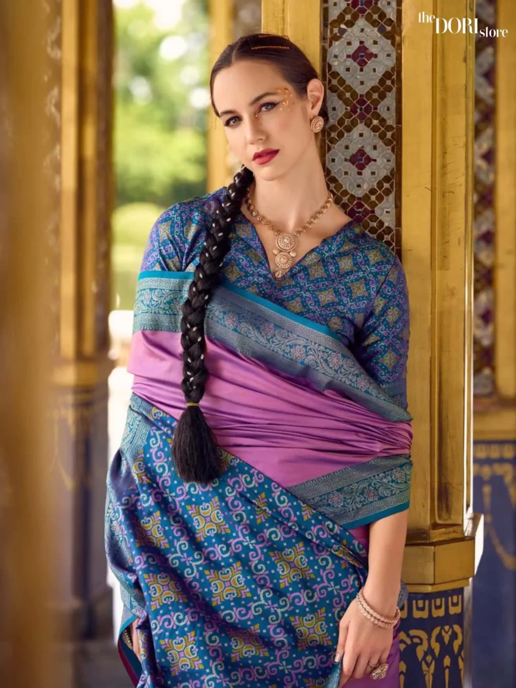 Bluish Lavender Purple Designer Soft Silk Woven Saree - Image 4
