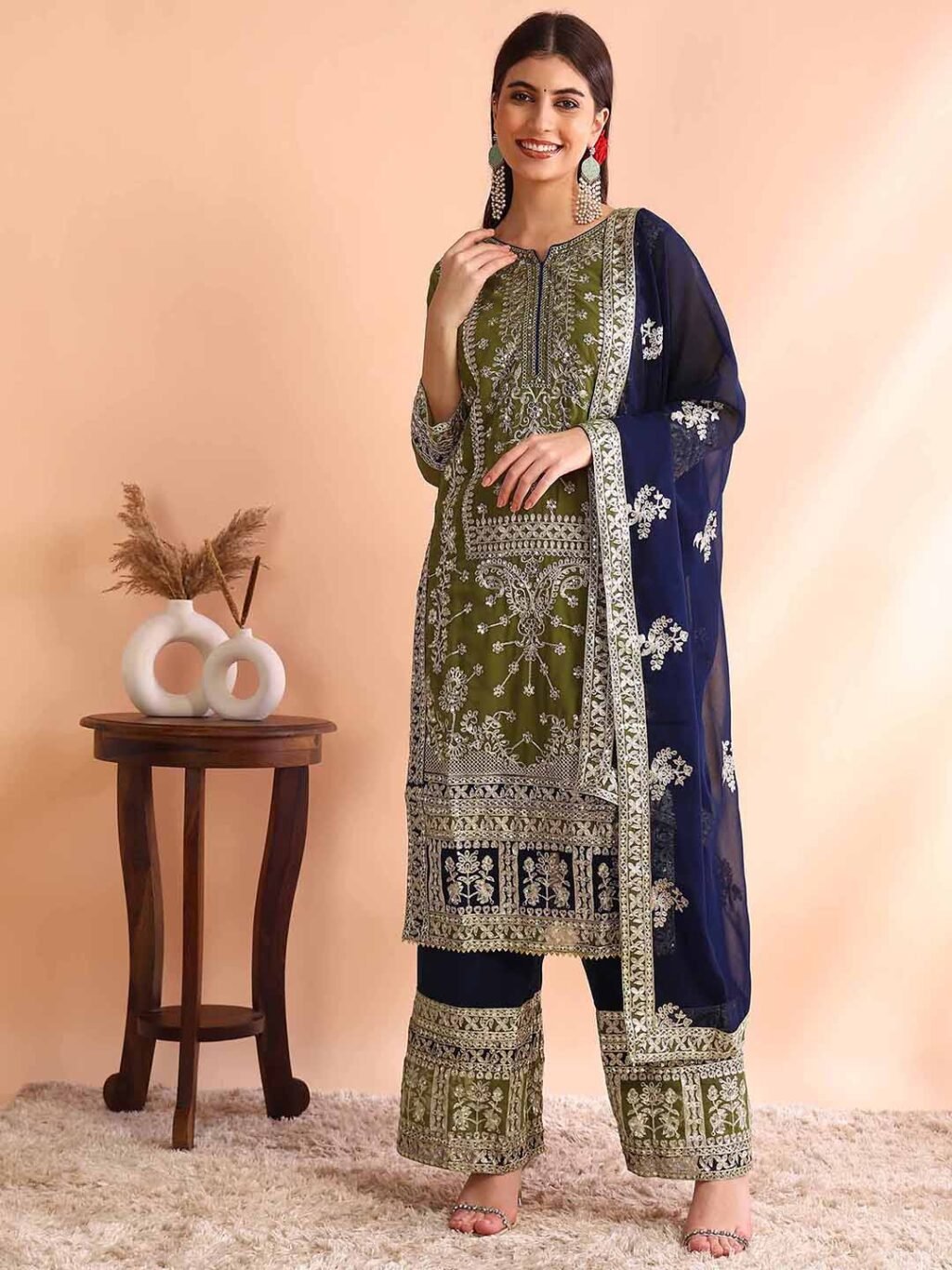 Partywear Salwar Suit in Chinon Silk and Georgette fabric