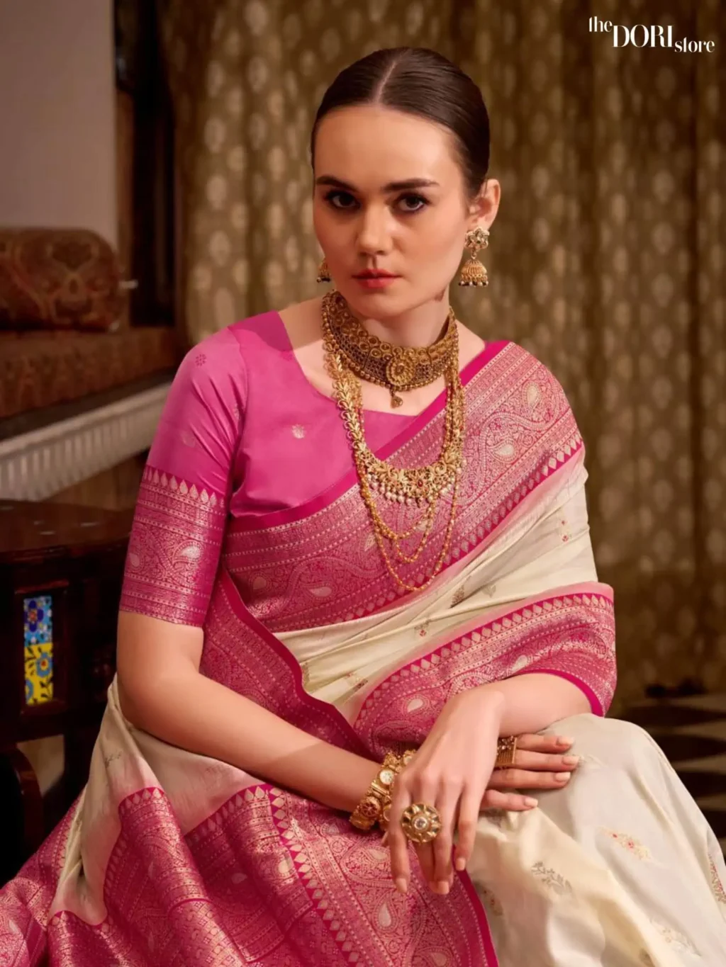 Pinkish Off White Partywear Soft Silk Woven Saree - Image 3