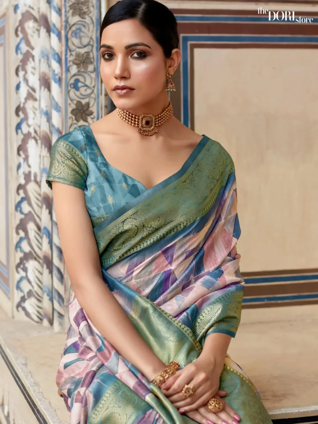 Bluish Cream Handloom Digital Print Silk Saree - Image 3