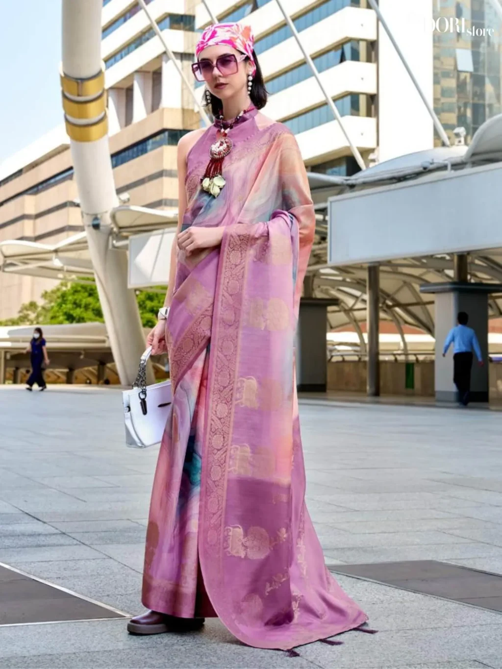 Mauve Pink Brown Handloom Mashroom Silk Saree for Women - Designer Pichwai with Beautiful Fabric and Elegant Design.