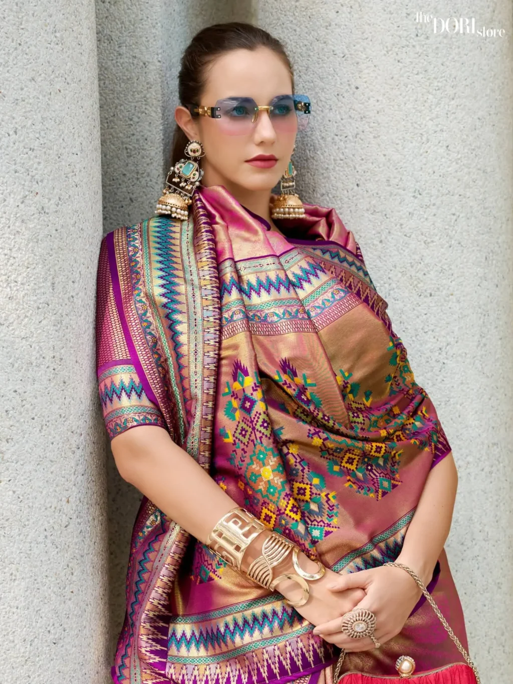 Festive Pink Dual Tone Partywear Tissue Silk Saree - Image 3