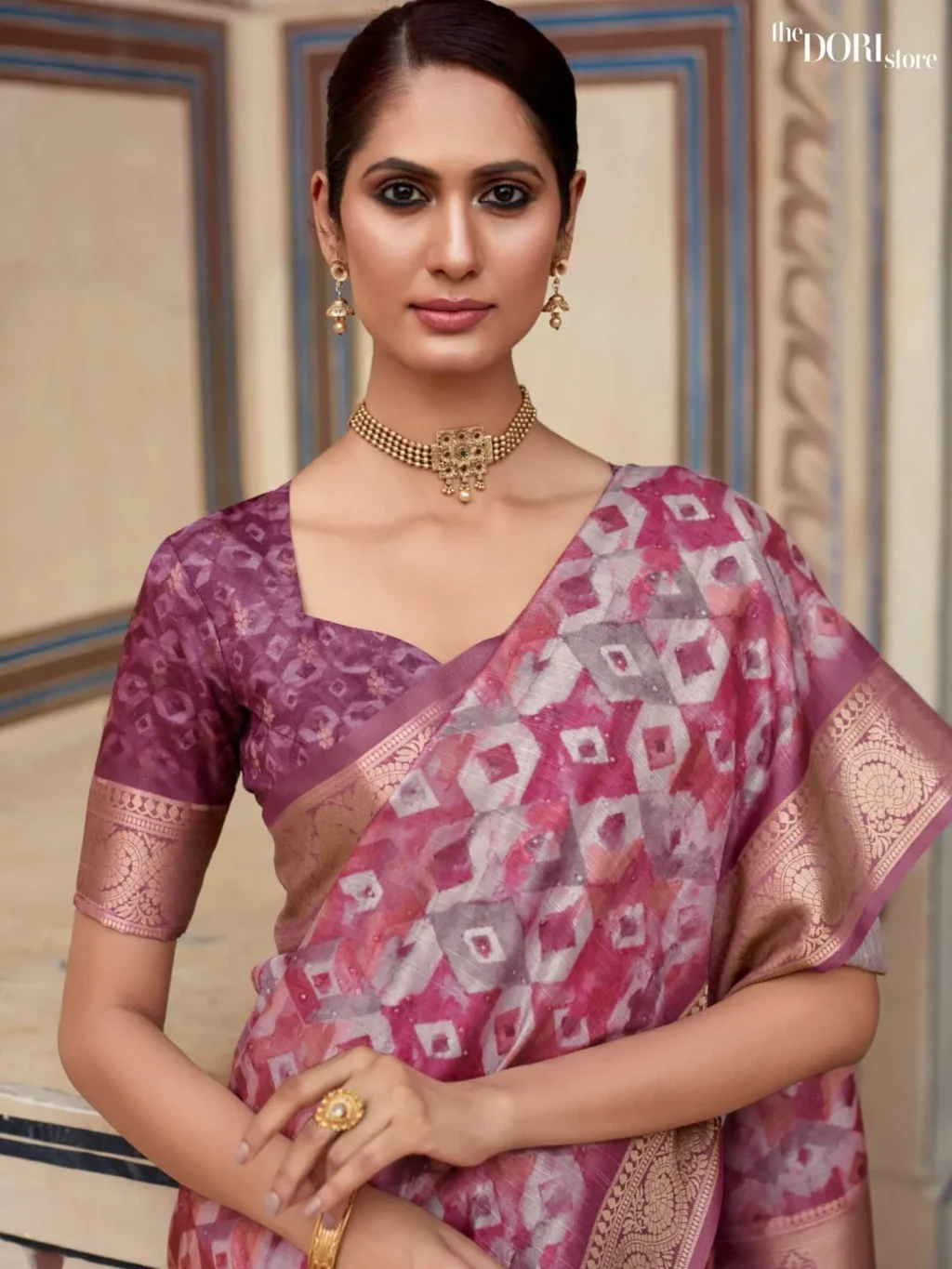 Beautiful Pink Handloom Digital Print Silk Saree - Image 3