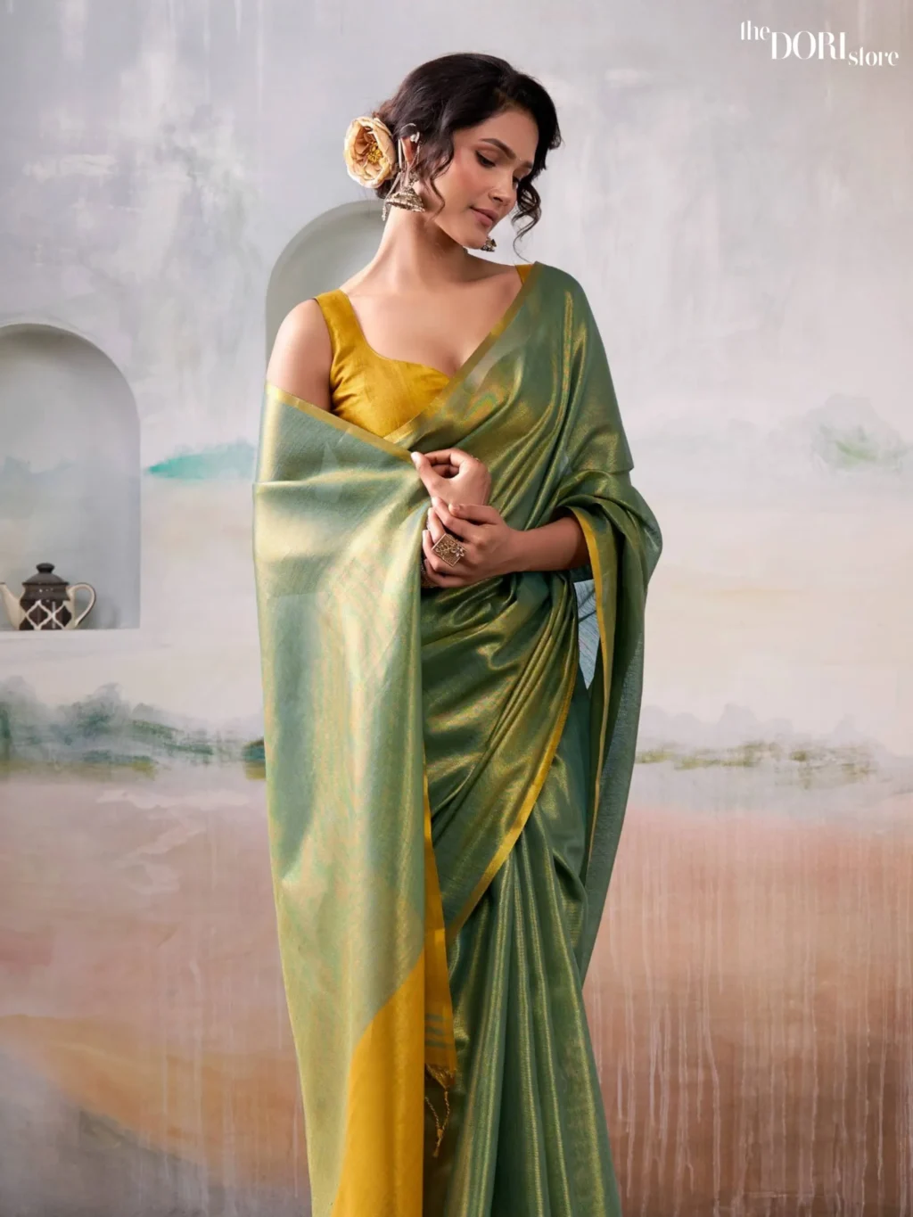 Yellowish Green Pure Handloom Tissue Silk Saree - Image 4