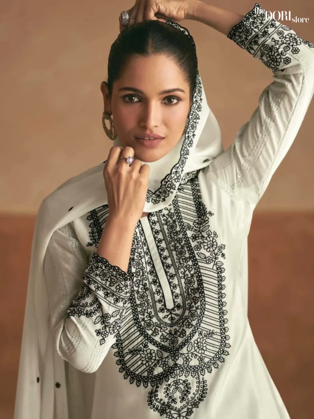 Designer White Chinon Silk Suit - Image 3