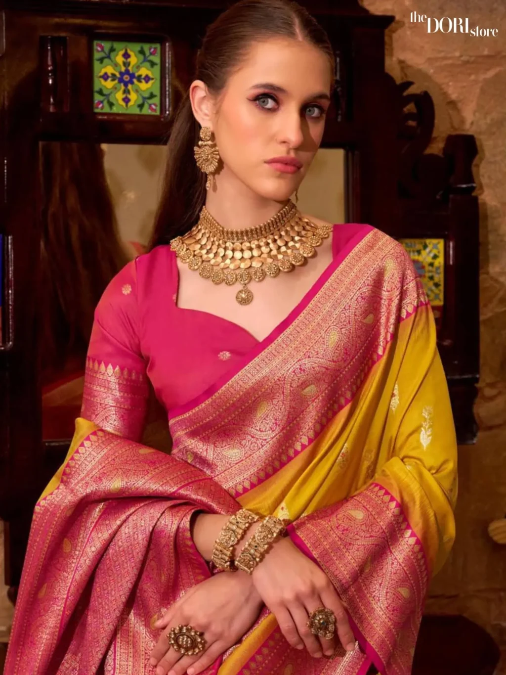 Pinkish Glow Yellow Partywear Soft Silk Woven Saree - Image 3