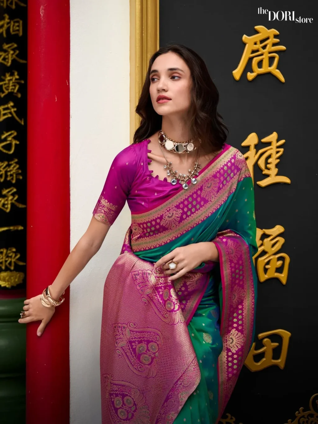 Royal Dark Green Designer Banarasi Silk Woven Saree - Image 3