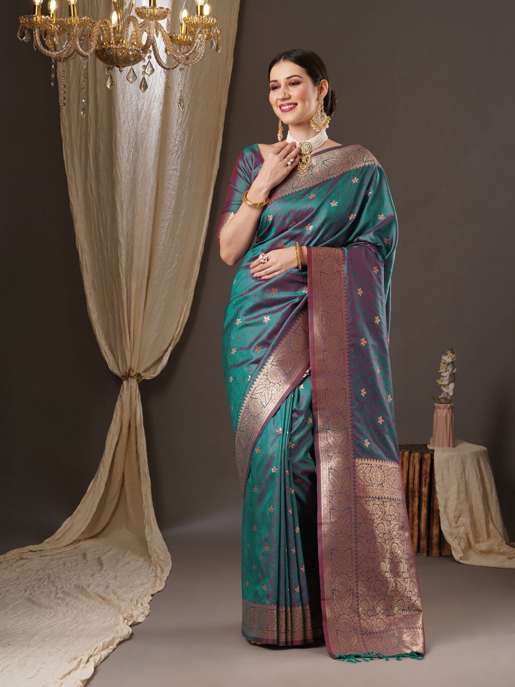 Teal Blue Silk Saree - Image 3