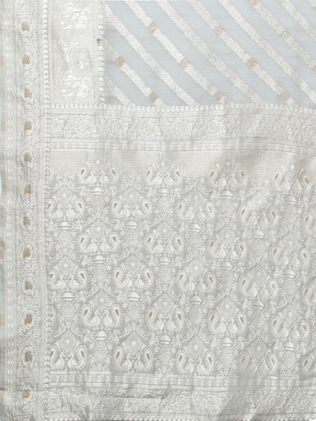 Grey Silk Traditional Cotton Saree - Image 3