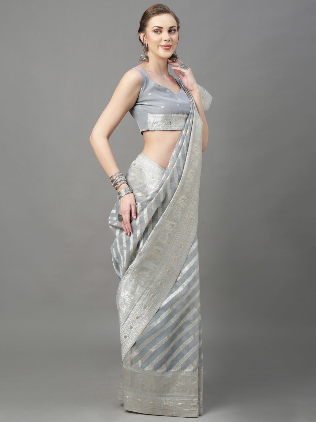 Grey Silk Traditional Cotton Saree - Image 4