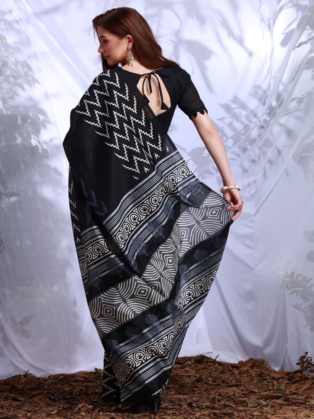showcasing the beauty and craftsmanship of Party Wear Saree.