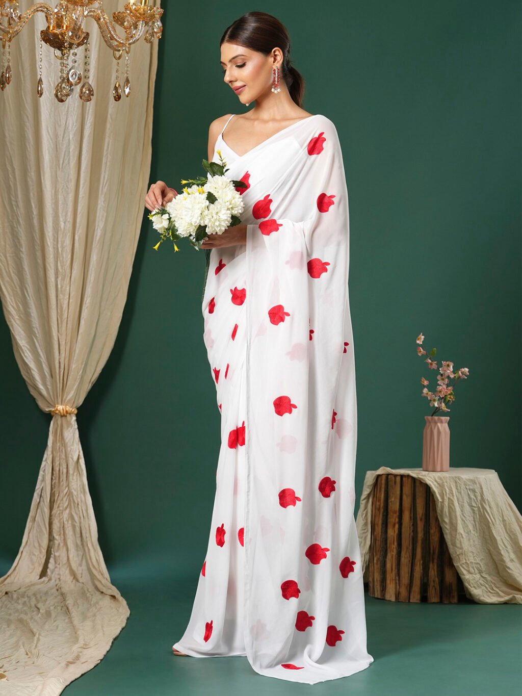 Get the best Banarasi saree