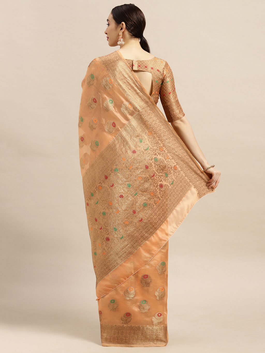 showcasing the beauty and craftsmanship of Traditional Saree.