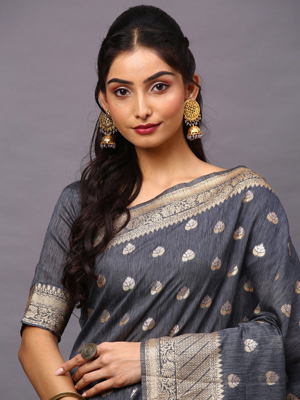 Grey Silk Saree - Image 3