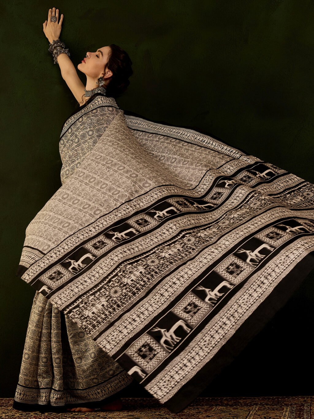 Beige Silk Saree - Image 3
