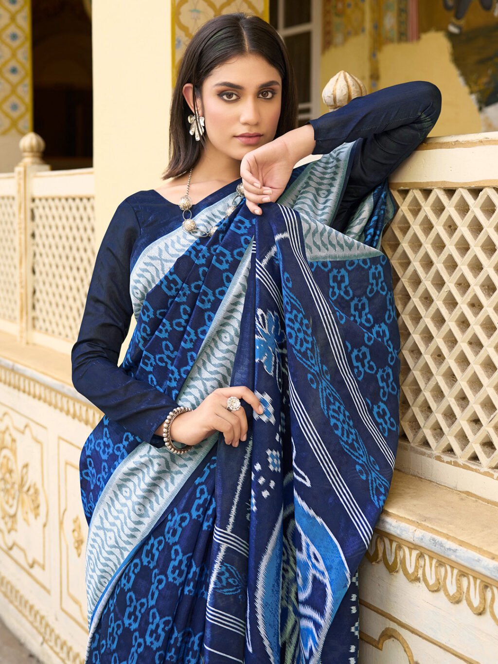 Navy Blue Silk Saree - Image 4