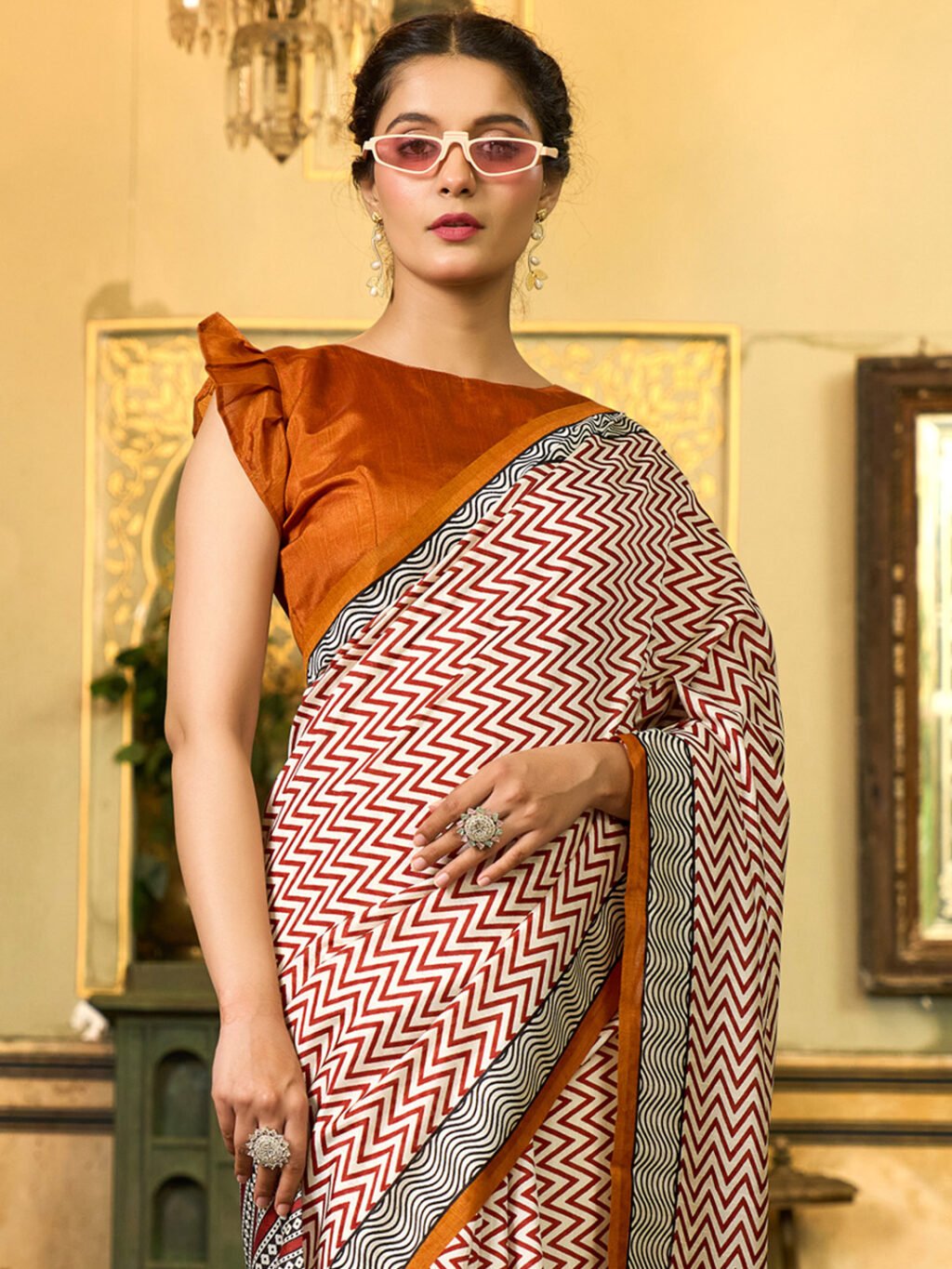 Get the best ready-to-wear saree
