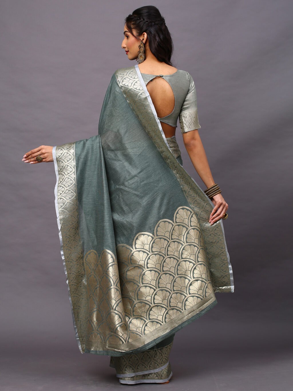 showcasing the beauty and craftsmanship of Traditional Saree.