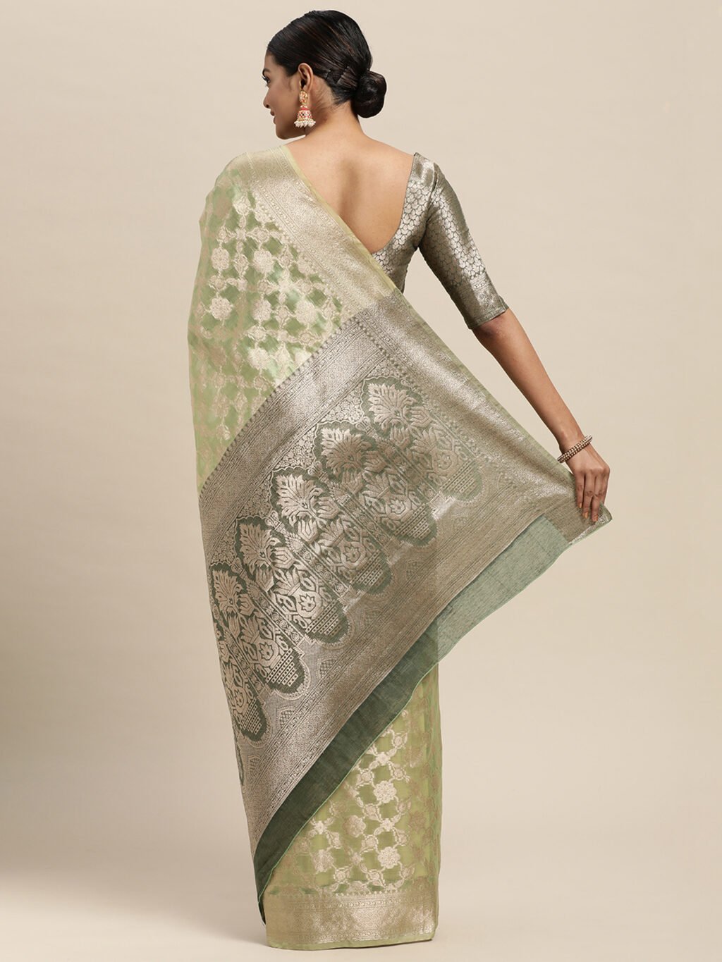 showcasing the beauty and craftsmanship of Party Wear Saree.