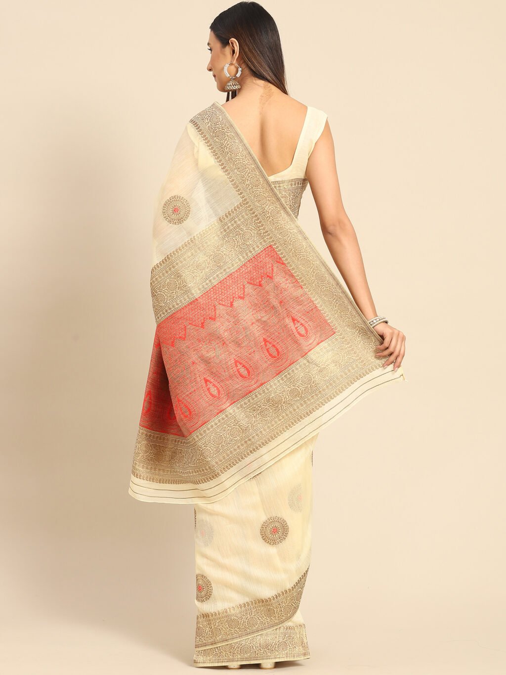 showcasing the beauty and craftsmanship of Festive Saree.